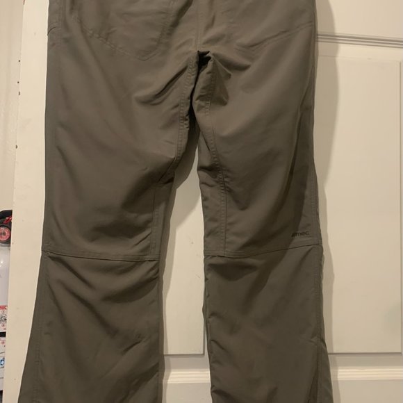 MEC Quick Dry Cargo Pants, Olive, Size 10 Reg - Picture 2 of 5